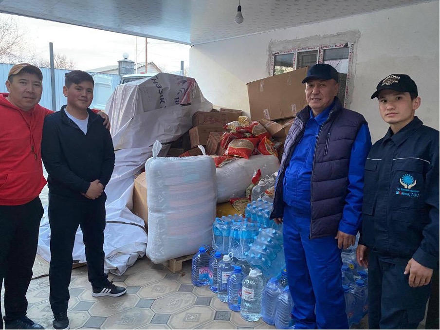 Moynak, Shardara, and Shulbinsk HPPs send food and essential supplies to flood-affected areas 